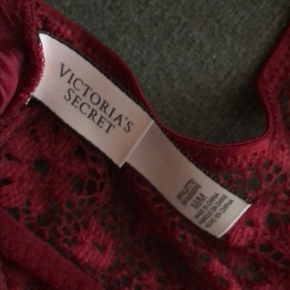 VS bra bundle - Picture 3 of 3